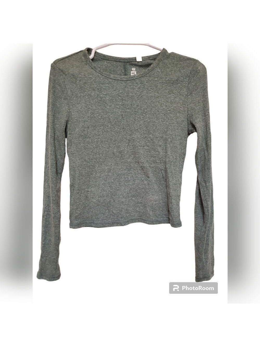 Green Cropped Long Sleeve Top Womens Large Fitted Minimalist Tee